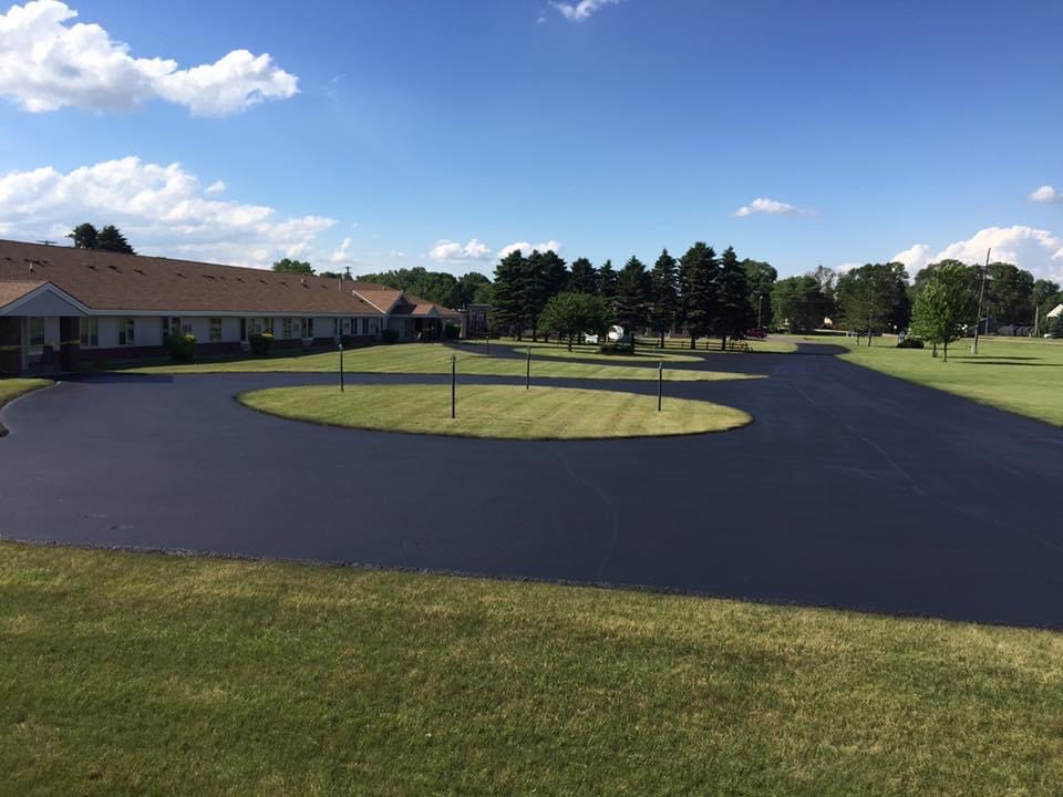 Commercial property asphalt sealcoating in Southwest Montana by Montana Sealcoating
